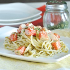 CREAMY PESTO